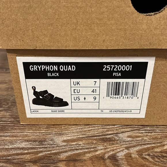 Dr. Martens Gryphon Quad - Picture 3 of 6